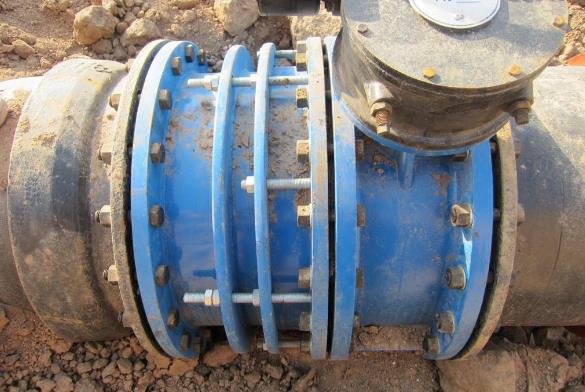 伸縮器施工現場